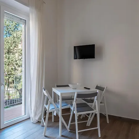 Guesthost - Monteverde Vecchio Appartement Rome