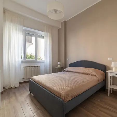 Guesthost - Monteverde Vecchio Apartament Rzym